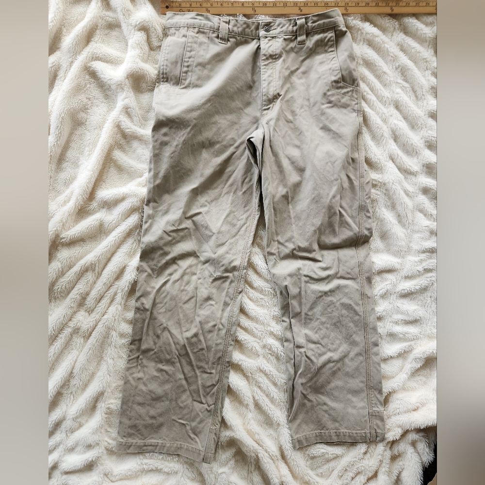 Mountain Hardwear Khakis Men's Tan Pants Work Pants 36x34 100% Cotton